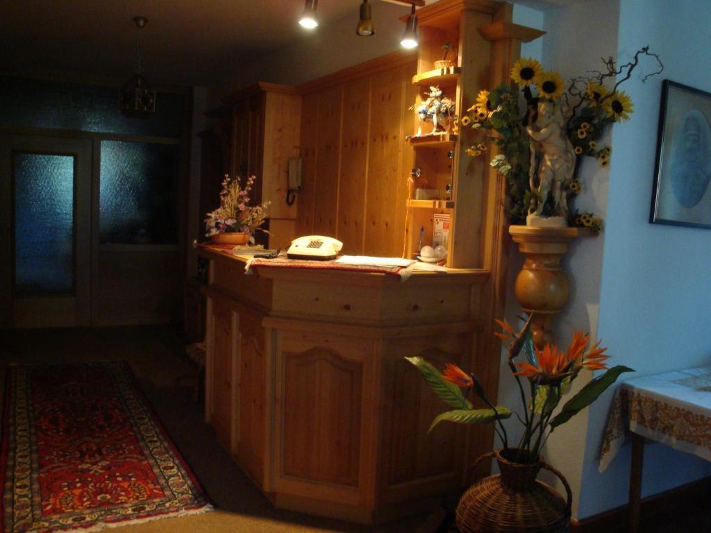 Gastehaus Treichl Hotel Fugen Bagian luar foto
